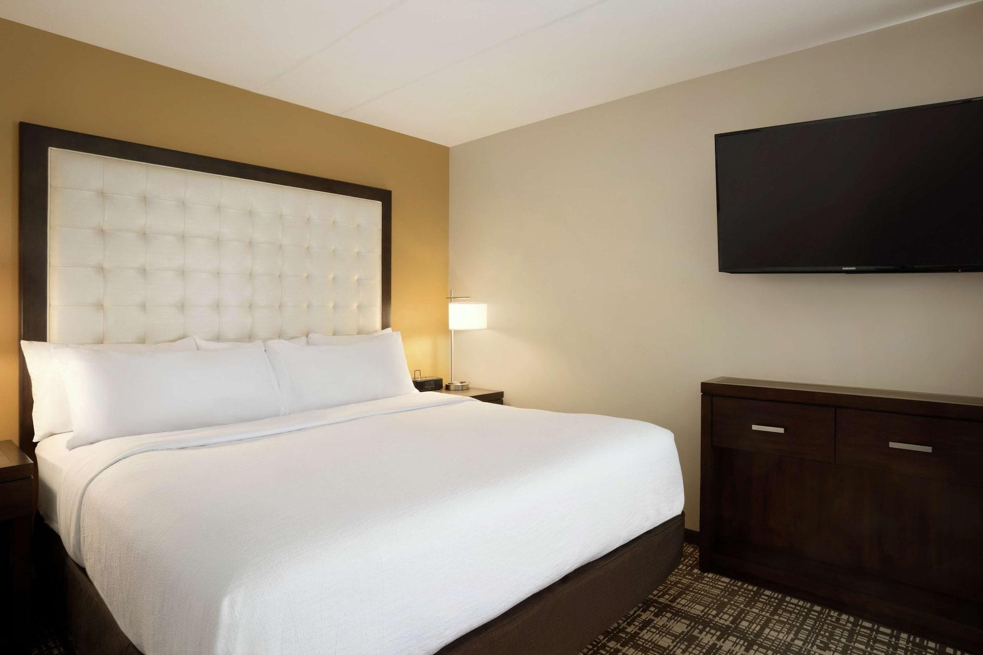 Embassy Suites Oklahoma City Downtown/Medical Center Exteriör bild